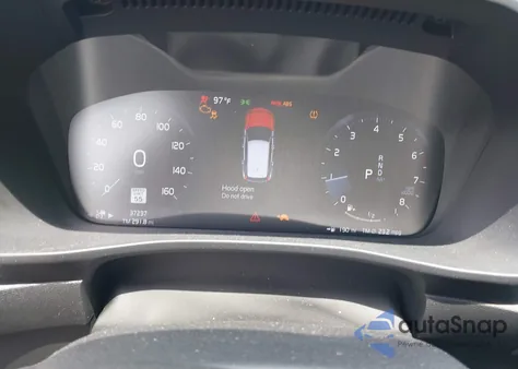 2022 Volvo Xc40 T5 R-Design from USA, damaged, VIN YV4162UM5N2663536